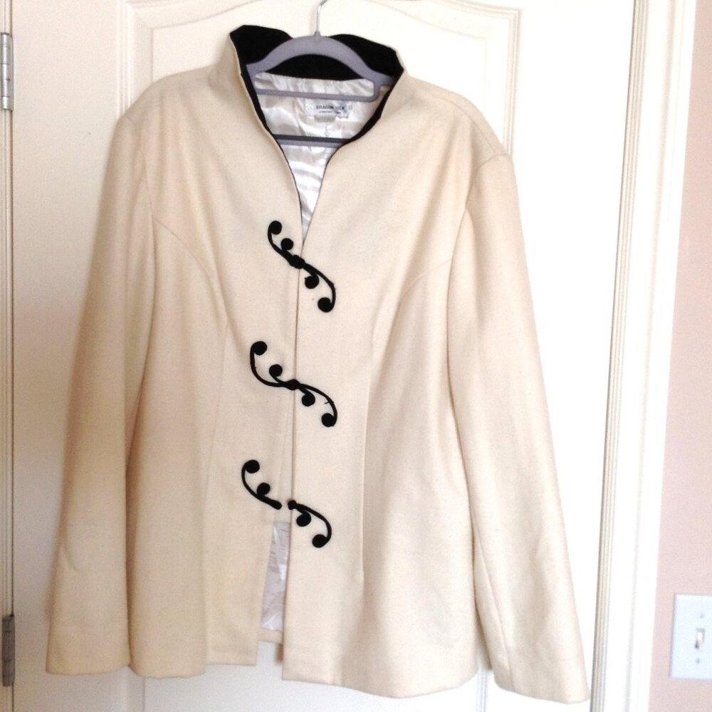 Dragon Silk Women's 100% Wool Short Coat Warm Winter Jacket